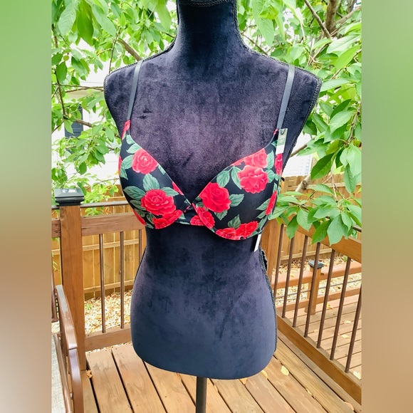 Pretty push up bra 🌹🌹 - Picture 1 of 11